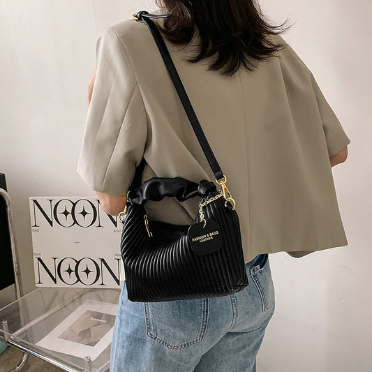 Luxury Women Fashion Crossbody PU Leather Pleated Cloud Small Tote Bags