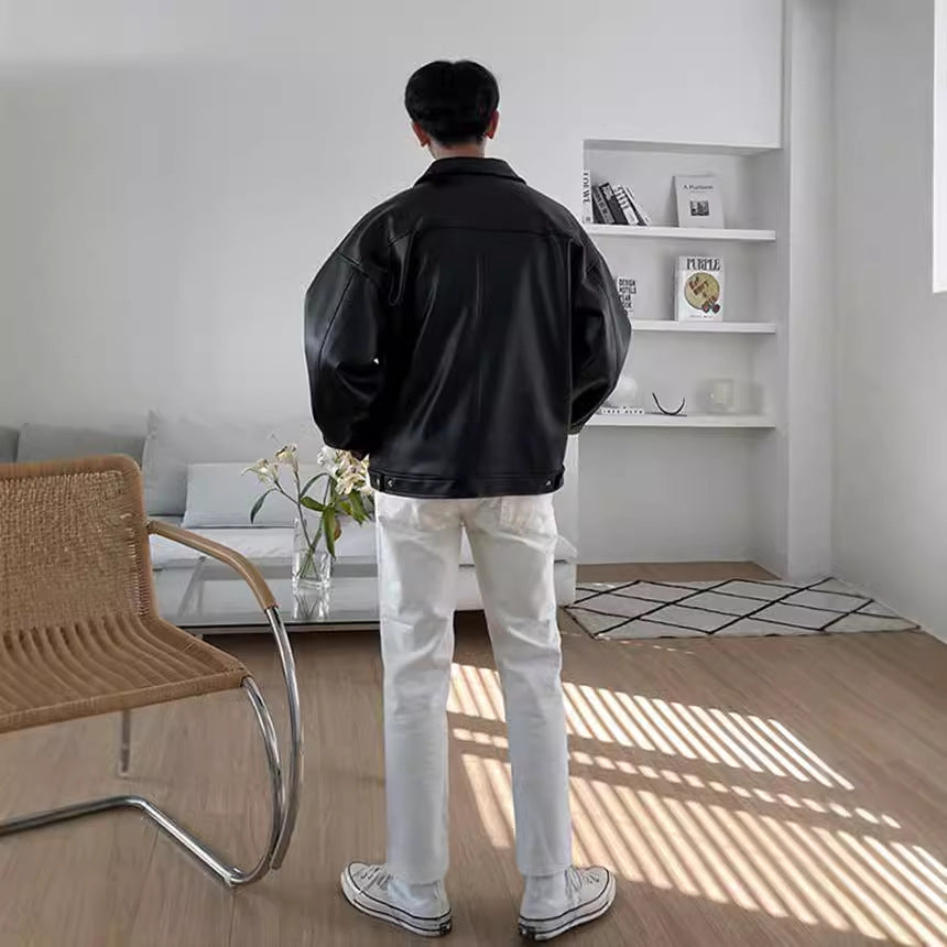 Retro leather jacket for casual dressing