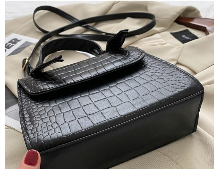 Luxury Women’s shoulder crocodile skin Embossed leather style Armpit Bag