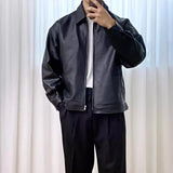 Retro leather jacket for casual dressing